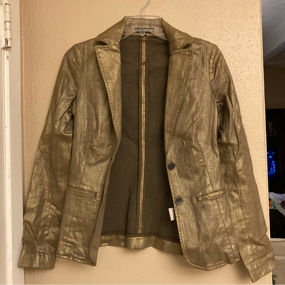 Gold Jacket - Picture 7 of 12